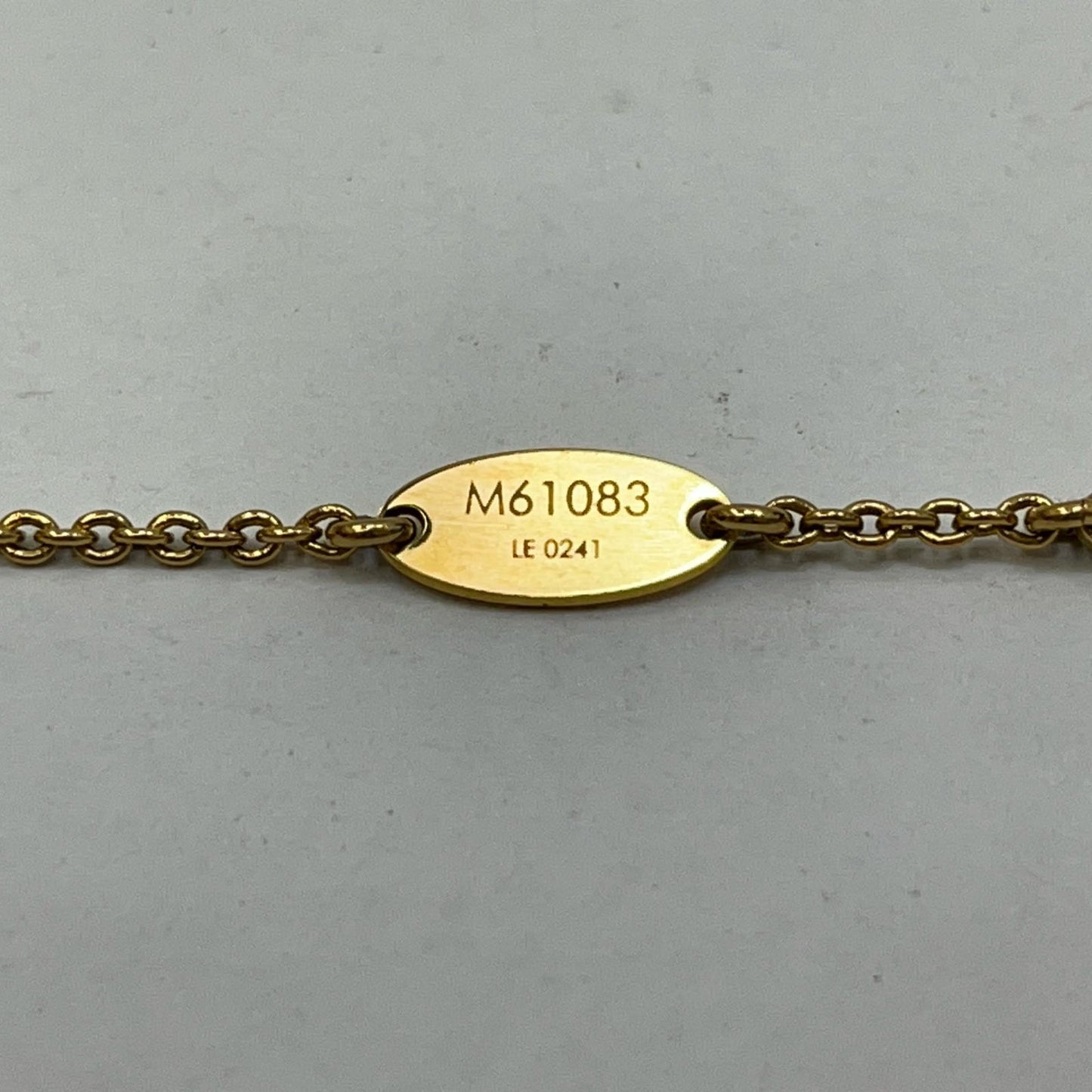 LOUIS VUITTON | ルイ・ヴィトン エセンシャルV ネックレス M61083 ゴールド【加古川店】