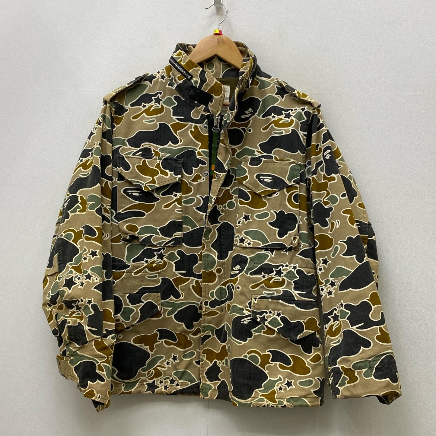 A BATHING APE | アベイシングエイプ CAMO M-65 ミリタリージャケット カーキ サイズ：M【加古川店】