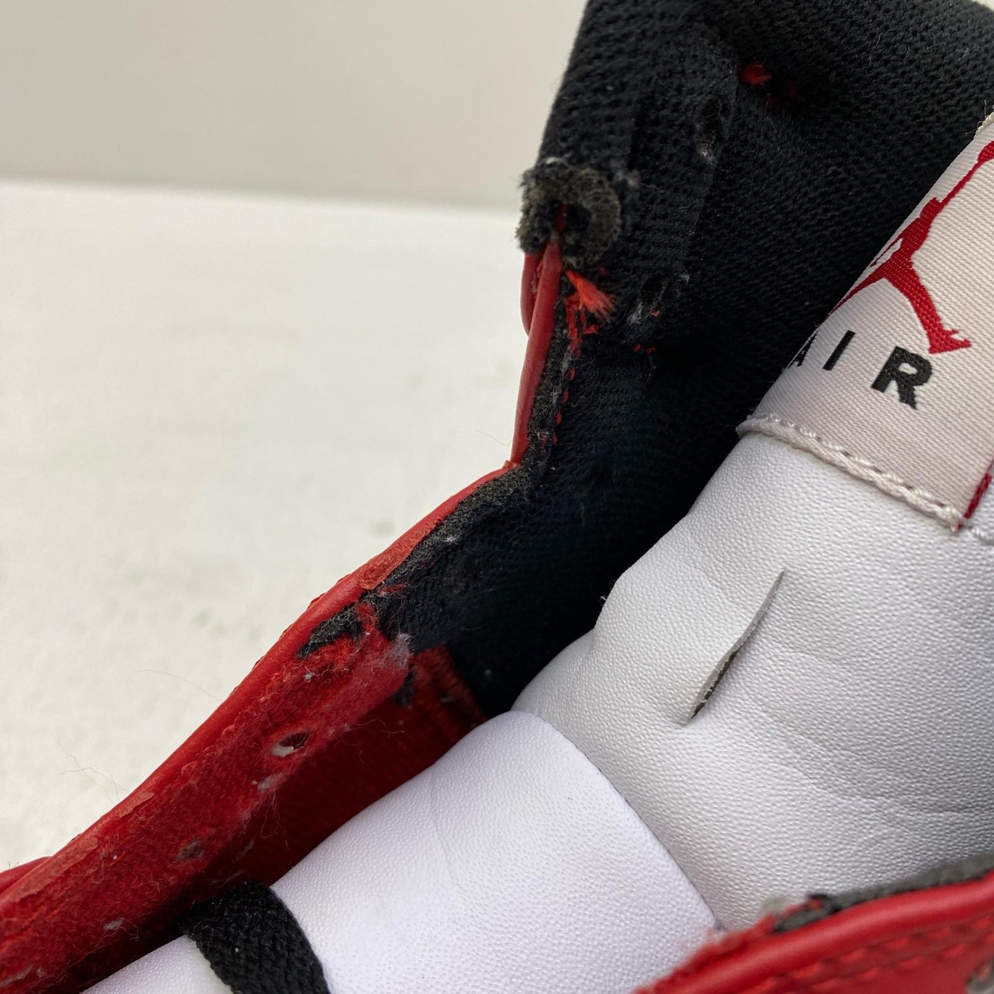 NIKE | ナイキ Air Jordan 1 High 'Chicago' (2013) スニーカー 332550-163 レッド【加古川店】