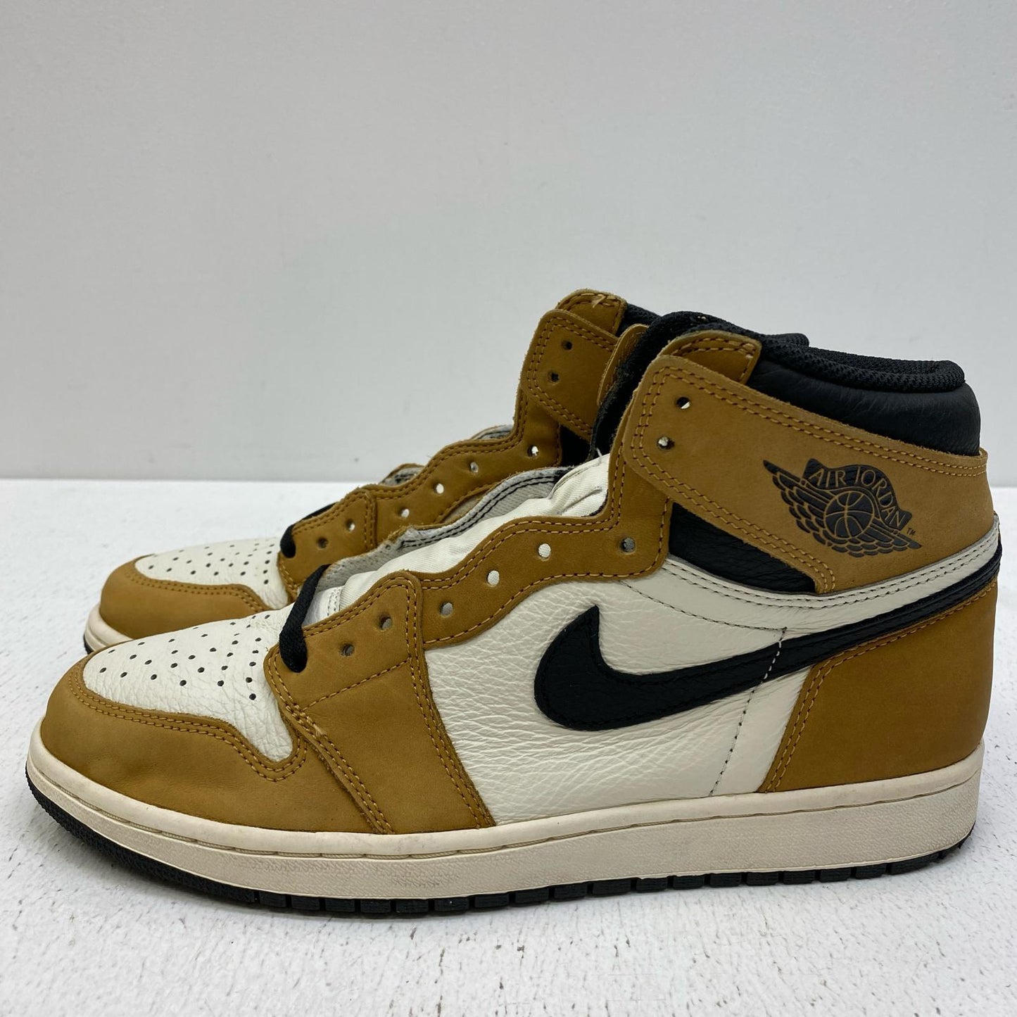 NIKE | ナイキ Air Jordan 1 High 'Rookie of The Year' スニーカー 555088-700 ブラウン【加古川店】