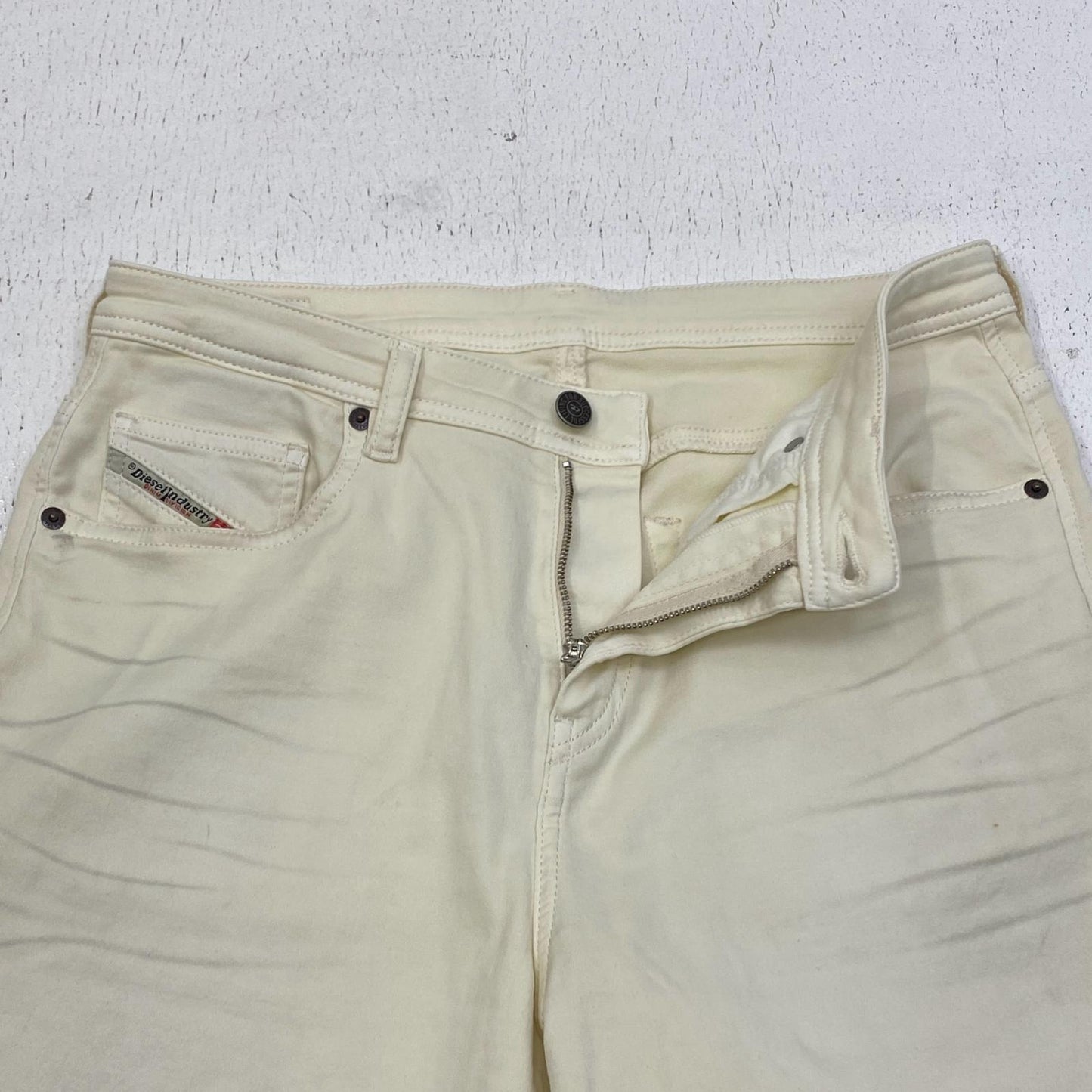 DIESEL | ディーゼル p-mirt-out-ne パンツ r670m ホワイト【加古川店】