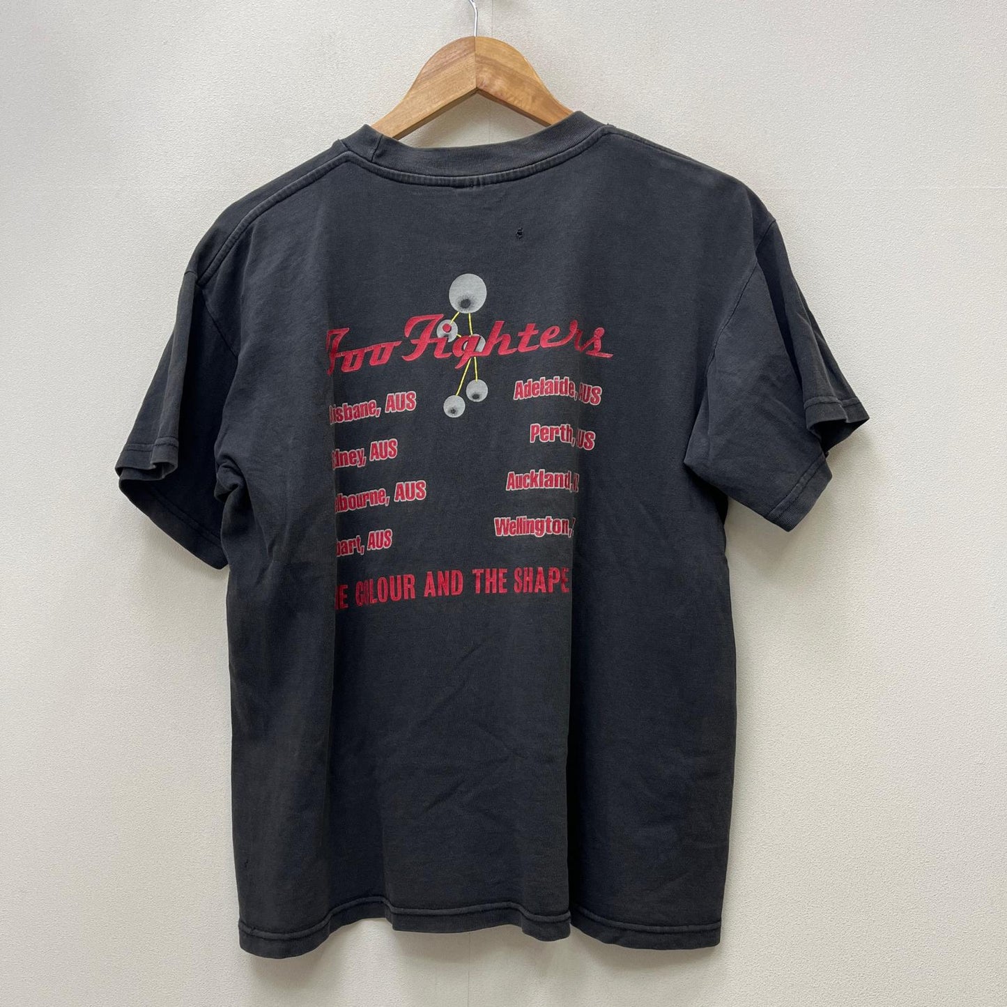 foo fighters:the colour and shape 半袖Ｔシャツ ブラック サイズ：M【加古川店】