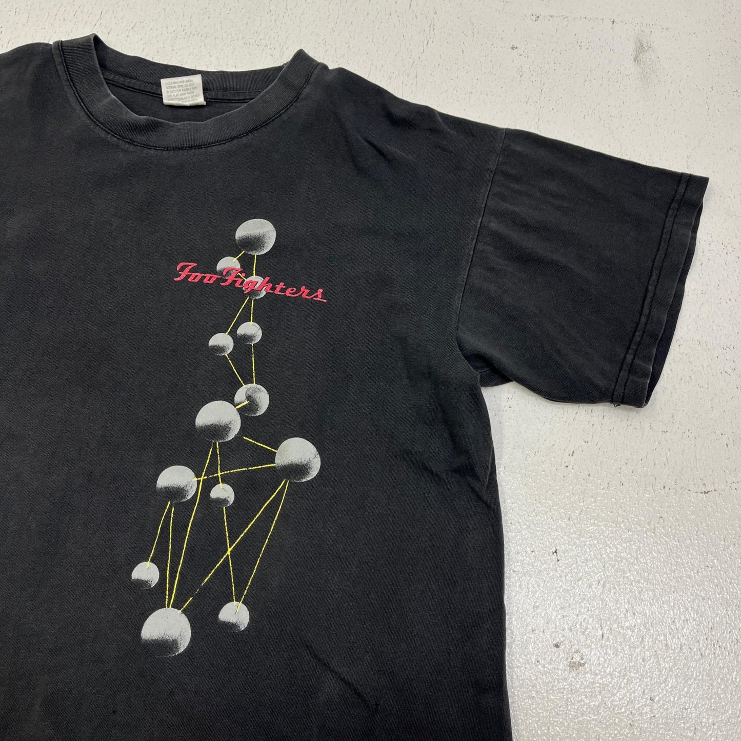 foo fighters:the colour and shape 半袖Ｔシャツ ブラック サイズ：M【加古川店】