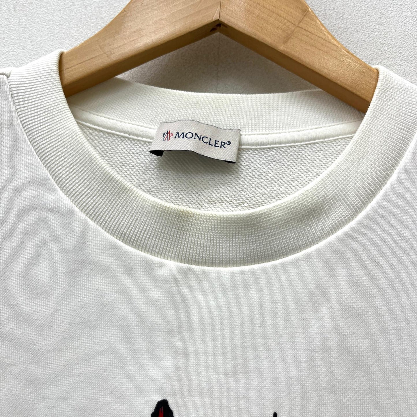 MONCLER | モンクレール 国内正規品 スウェット F10918G70010 ホワイト サイズ：L【加古川店】