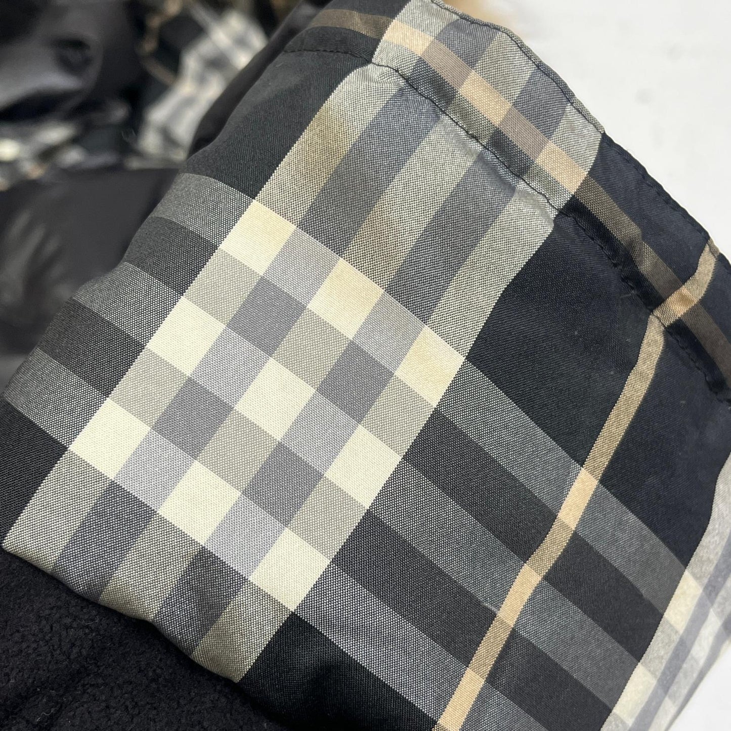 BURBERRY BLUE LABEL | バーバリーブルーレーベル ダウンジャケット FRF01-532 ブラック サイズ：40【加古川店】