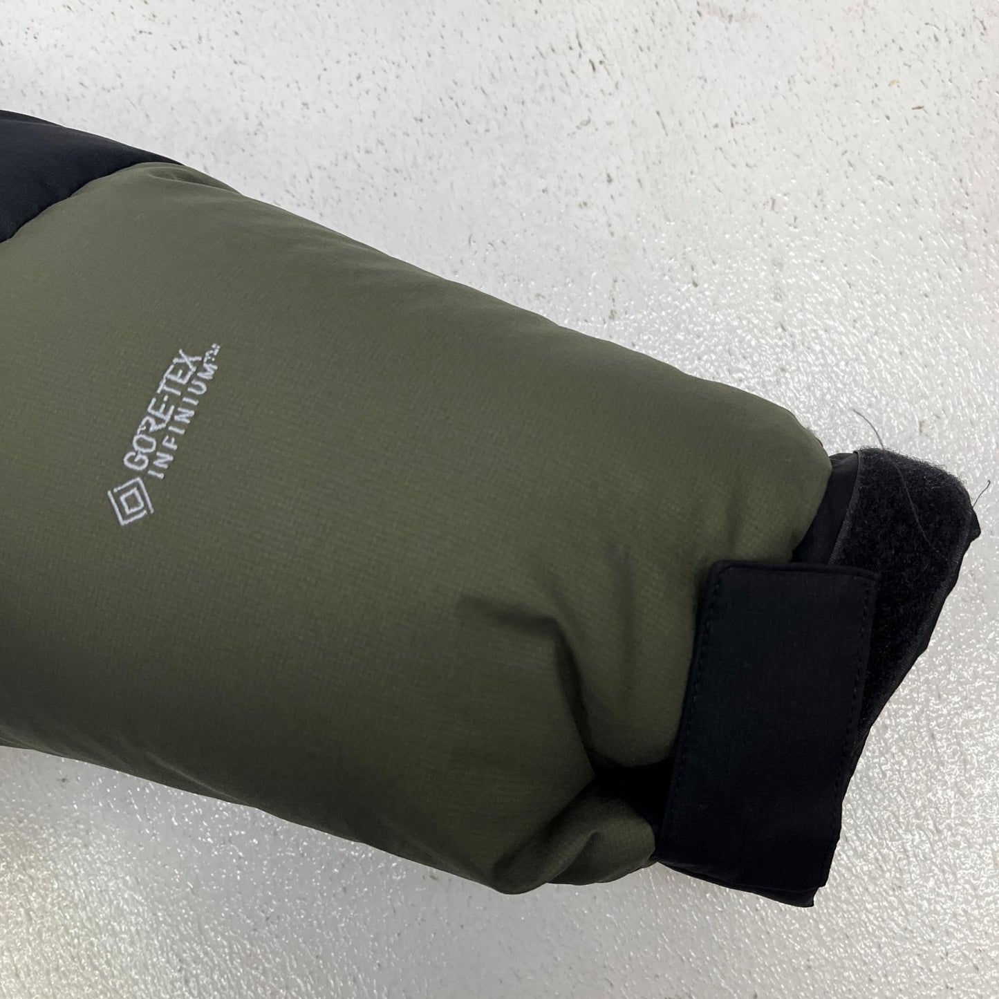 THE NORTH FACE | ザ・ノースフェイス ダウンジャケット ND91950 カーキ サイズ：XL【加古川店】
