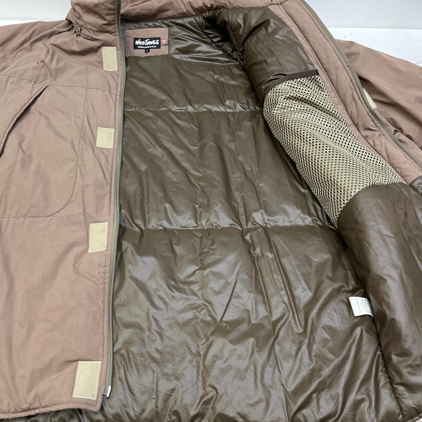 WILD THINGS | ワイルドシングス MONSTER PARKA ダウンジャケット WT18104N ブラウン サイズ：L【加古川店】