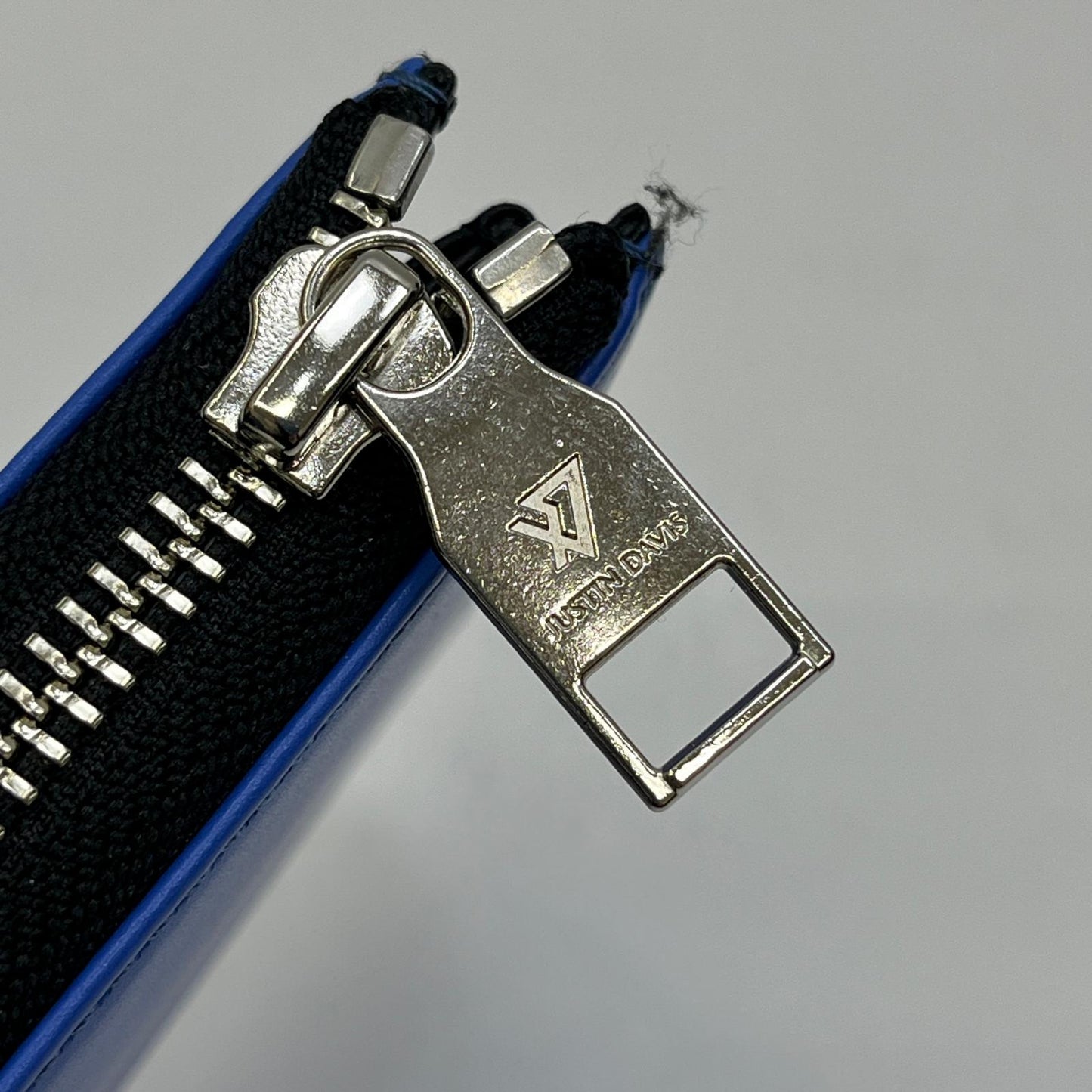 【中古】Justin Davis | ジャスティンデイビス MARCAM L-ZIP 長財布 JDV037 BLUE ブルー【加古川店】