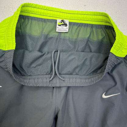 【中古】PALACE SKATEBOARDS | パレススケートボード xNIKE total p90 track bottom パンツ P29NJG002 グレー サイズ：XXL【加古川店】