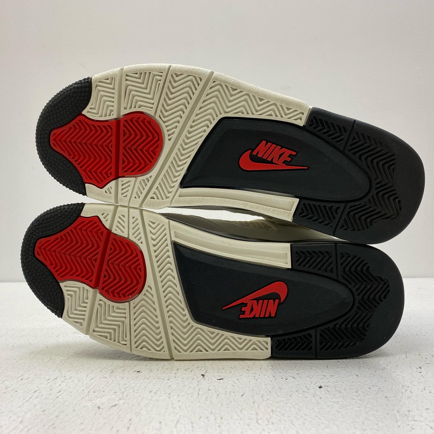 【中古】NIKE | ナイキ Nike Air Jordan 4 "Flight Club" スニーカー IM4002-100 ホワイト 27cm【加古川店】