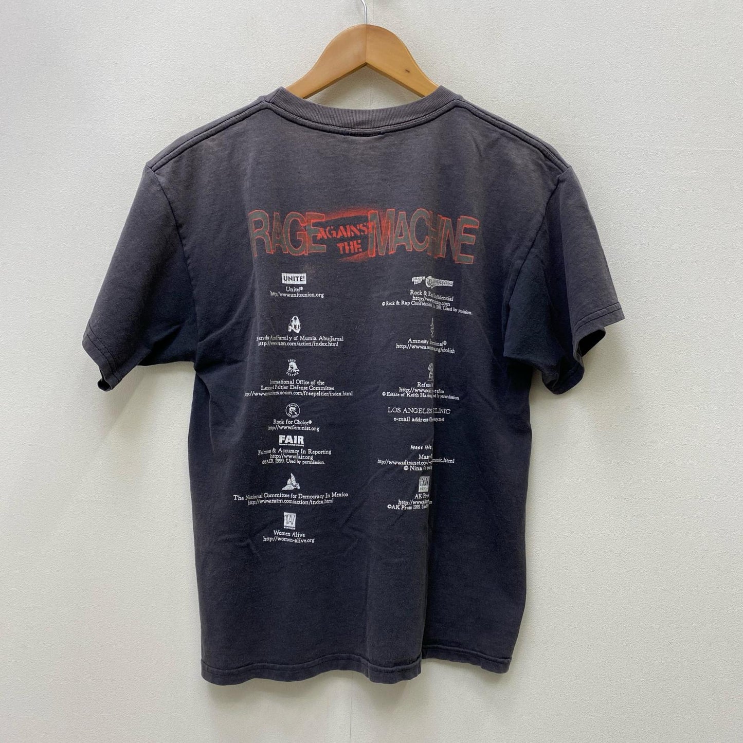 【中古】 rage against the machine:the battle of losangeles giant 半袖Ｔシャツ グレー【加古川店】