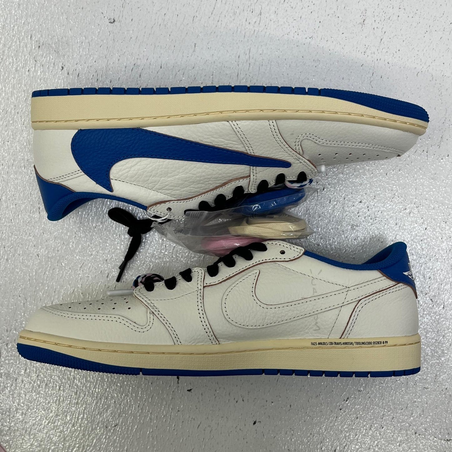 【中古】NIKE | ナイキ TravisScott×fragmentdesign スニーカー dm7866-104 ホワイト 28.5cm【加古川店】