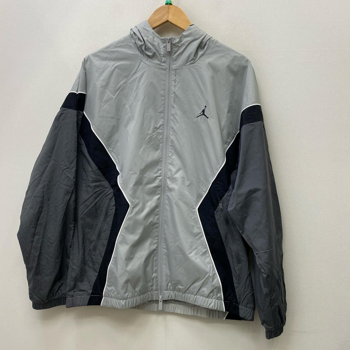 【中古】JORDAN | ジョーダン ドラフトジャケット ナイロンジャケット HF9333-077 グレー サイズ：L【加古川店】