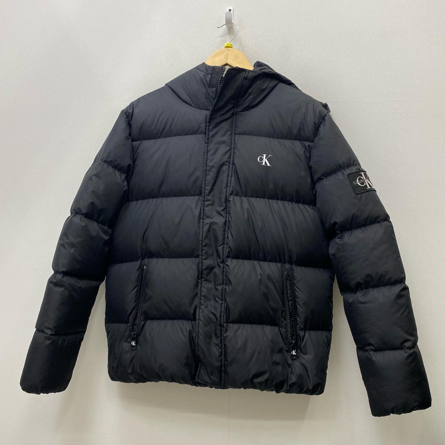 【中古】Calvin Klein | カルバンクライン HOODED DOWN JACKET ダウンジャケット J317665 ブラック サイズ：L【加古川店】