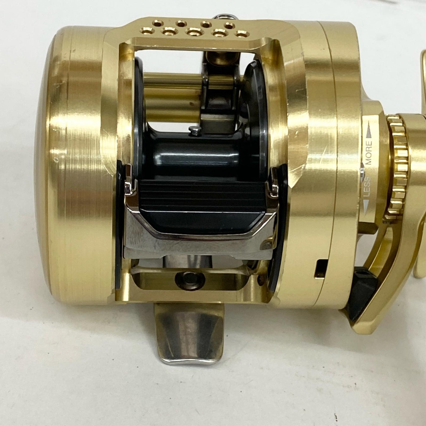 【中古】【フィッシング/釣り/釣具/リール】 【ベイトリール/右ハンドル】SHIMANO | シマノ 22オシアコンクエスト 300HG【加古川店】