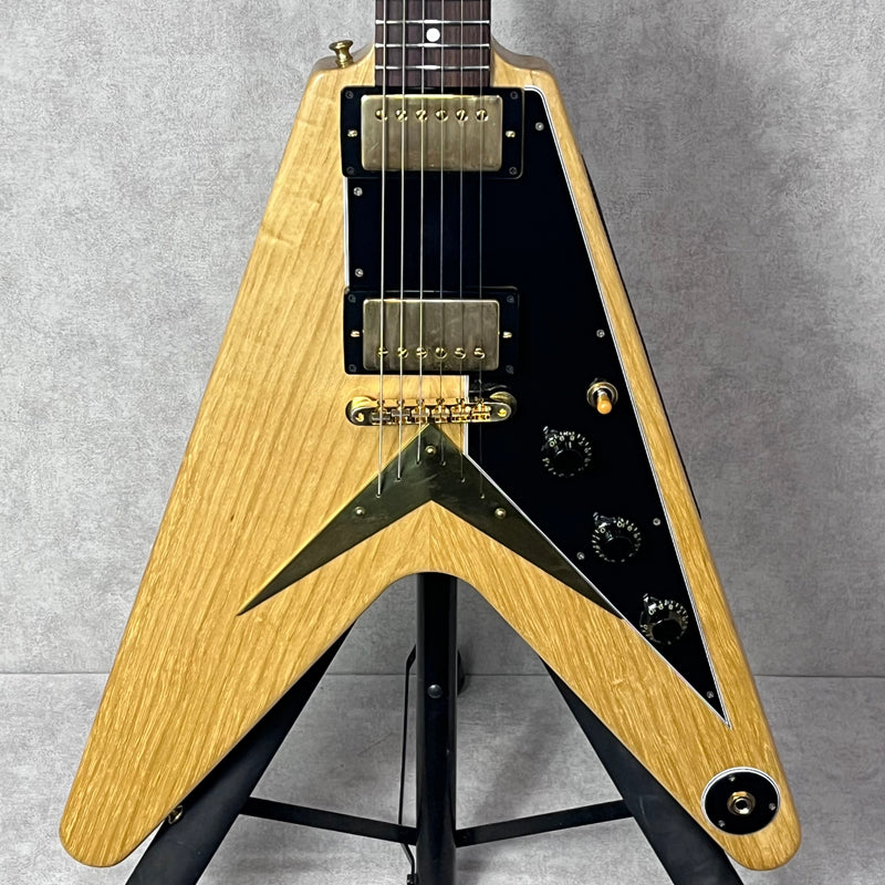 【中古】 Gibson Custom Shop | ギブソンカスタムショップ 楽器 1958 Korina Flying V Reissue VOS Natural Black Pickguard 2023年製【加古川店】