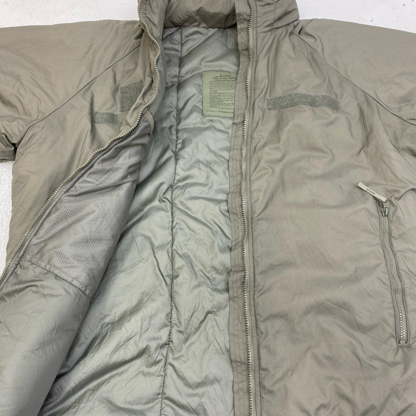 【中古】MILITARY衣料 | ミリタリーイリョウ U.S ARMY:ECWCS LEVEL7 GEN3 wild thing社製 その他アウター 8415-01-545-8724 カーキ【加古川店】