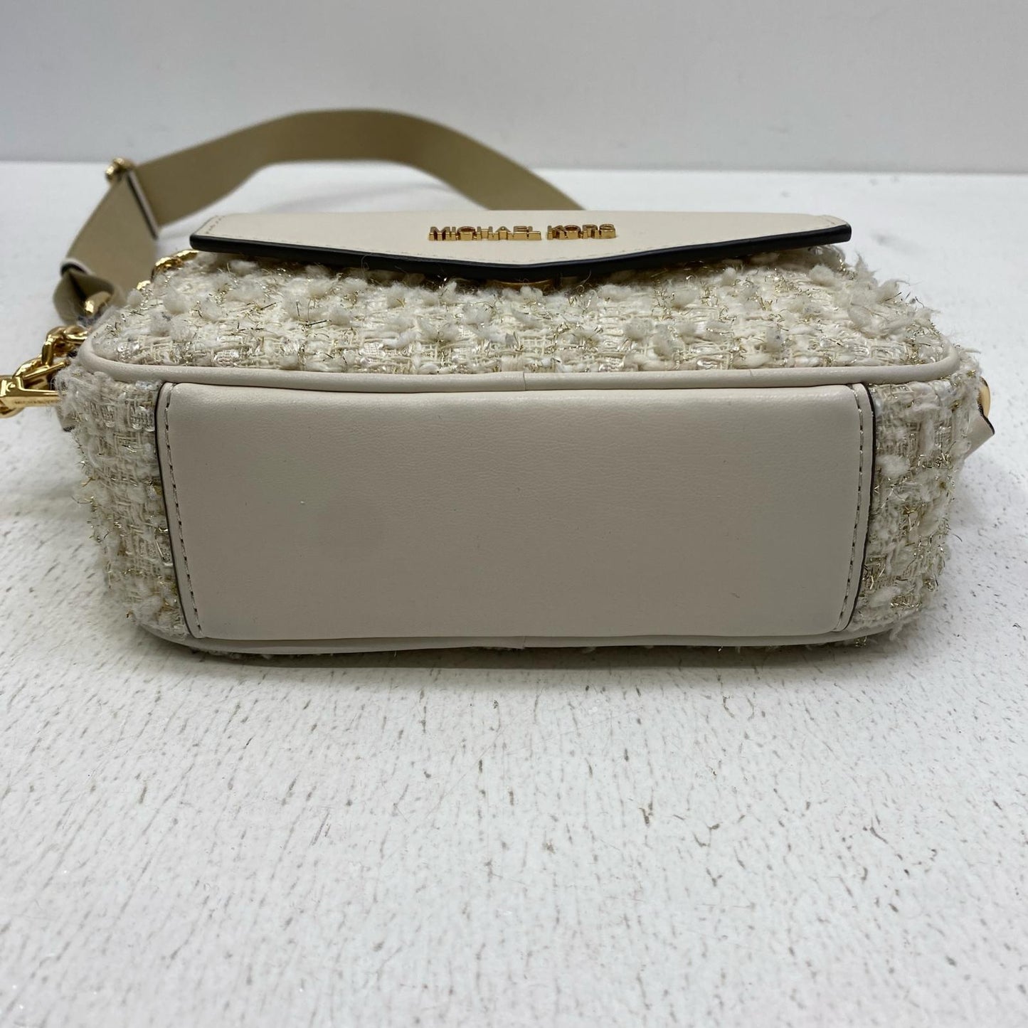 【中古】Michael Kors | マイケルコース MAISIE 2 IN 1 ｶﾒﾗｸﾛｽﾎﾞﾃﾞｨﾎﾜｲﾄ ショルダーバッグ 35F4G5MC1C【加古川店】