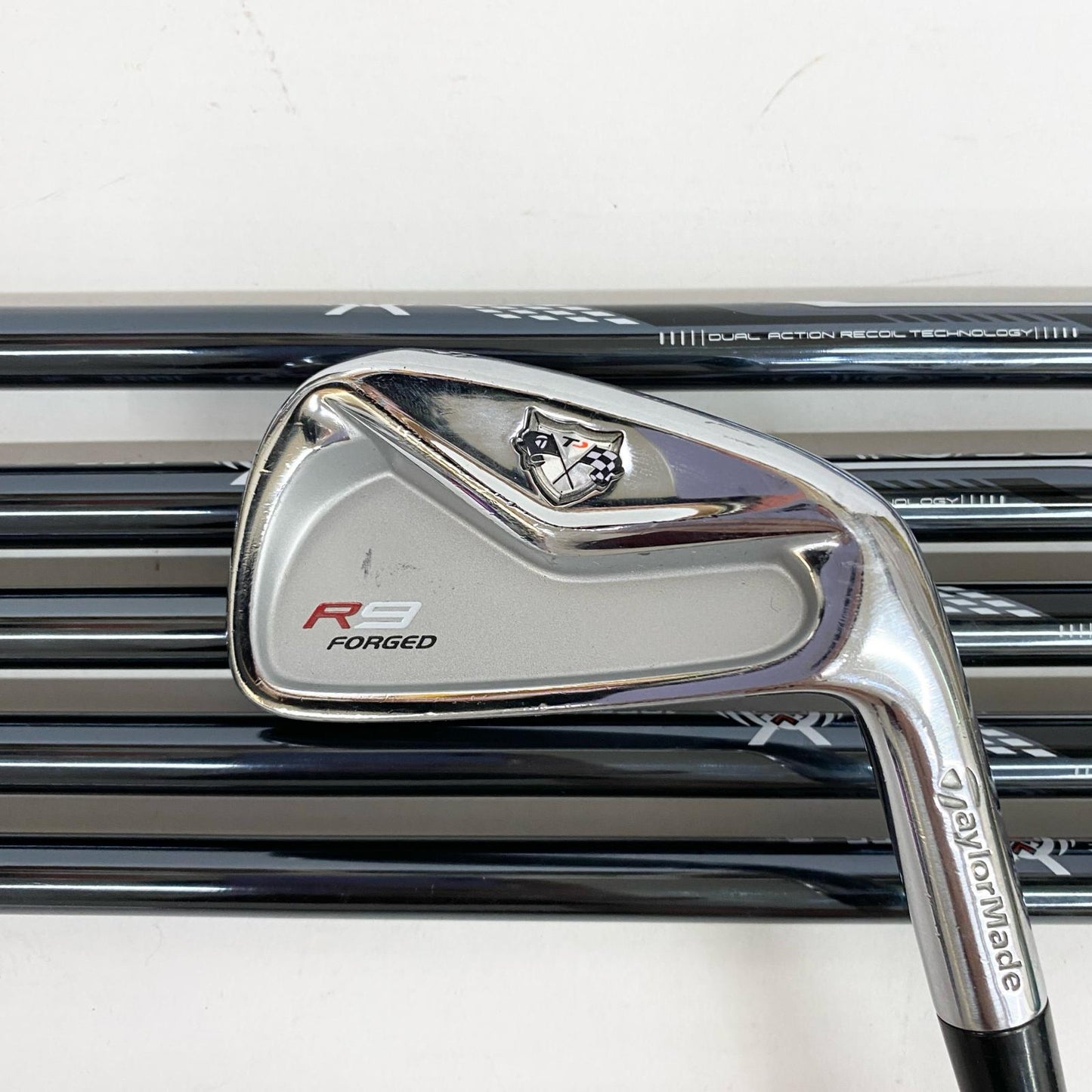 【中古】【ゴルフ用品】 TaylorMade | テーラーメイド R9 FORGED(2010) 5本ｾｯﾄ recoil DART/Dynamic Gold 6～9,P【加古川店】