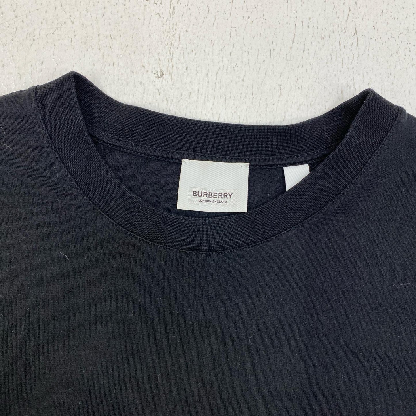 【中古】BURBERRY | バーバリー SHARK GRAFFIC S/S TEE 半袖Ｔシャツ PTSIC931BRA ブラック サイズ：M【加古川店】