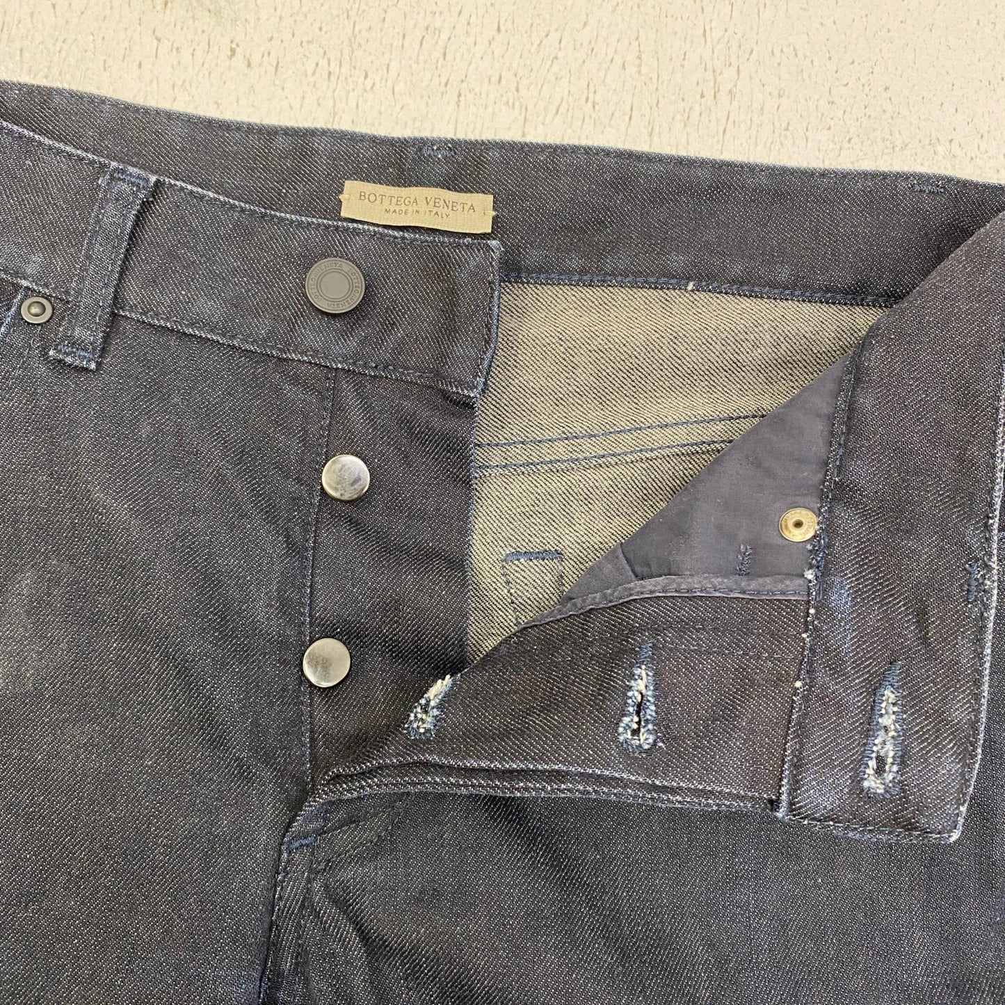 【中古】BOTTEGA VENETA | ボッテガヴェネタ バタフライ刺繍 デニムパンツ 323172 インディゴ サイズ：44【加古川店】
