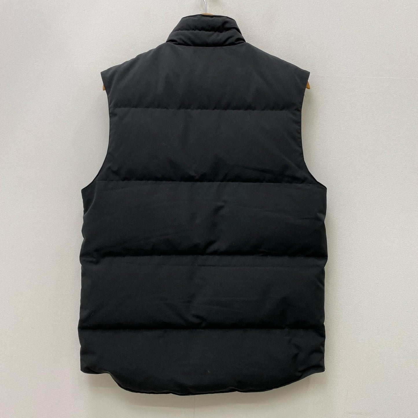 【中古】CANADA GOOSE | カナダグース GARSON VEST ｻｻﾞﾋﾞｰﾘｰｸﾞ国内正規 ダウンベスト 4151M ブラック サイズ：M【加古川店】