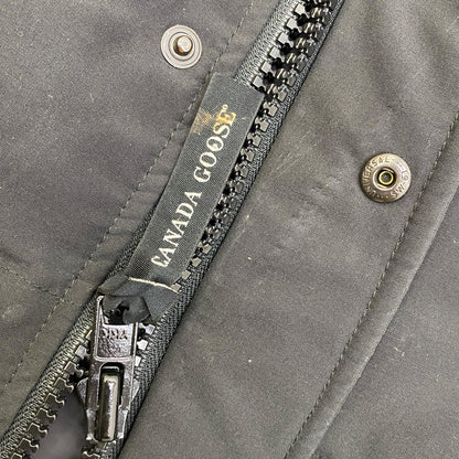 【中古】CANADA GOOSE | カナダグース GARSON VEST ｻｻﾞﾋﾞｰﾘｰｸﾞ国内正規 ダウンベスト 4151M ブラック サイズ：M【加古川店】