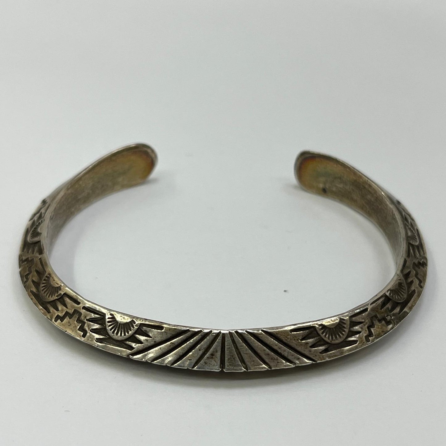 【中古】NAVAJO（ナバホ族） | ナバホゾク WS刻印 Wylie Secatero作 バングル シルバー【加古川店】