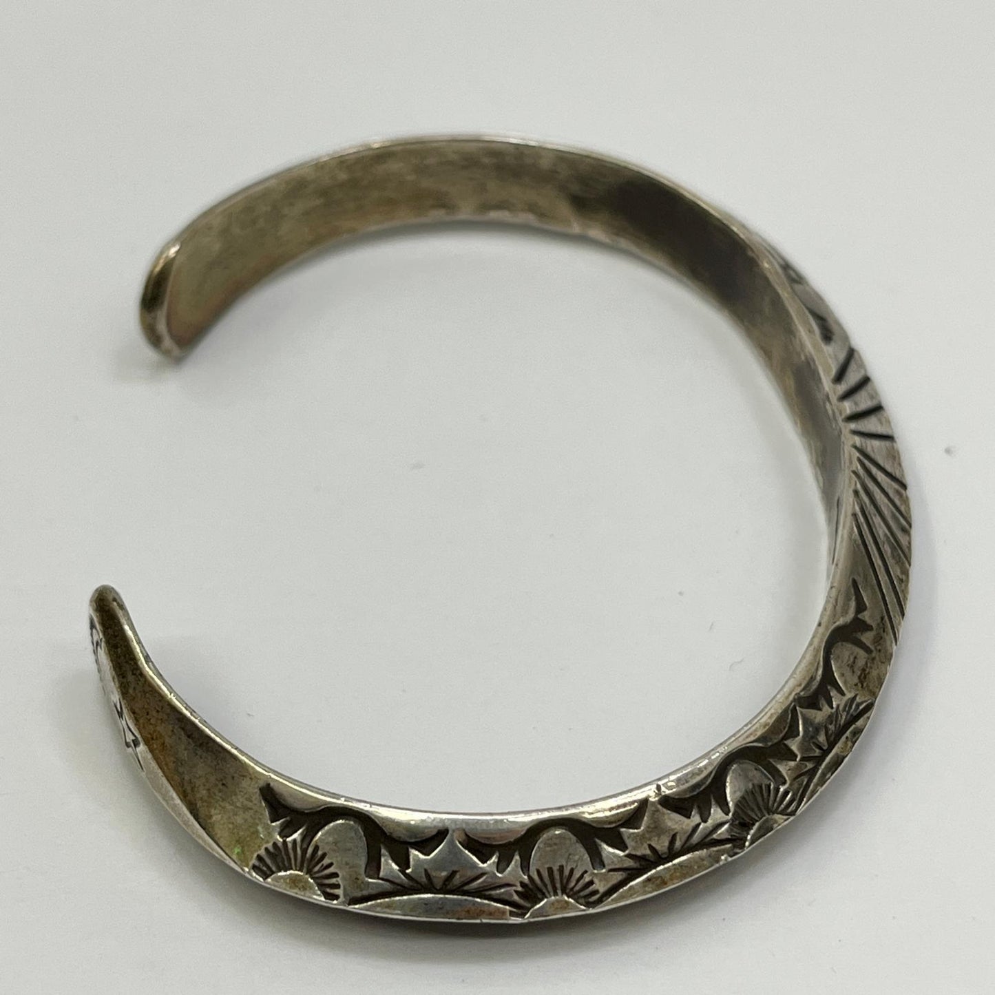 【中古】NAVAJO（ナバホ族） | ナバホゾク WS刻印 Wylie Secatero作 バングル シルバー【加古川店】