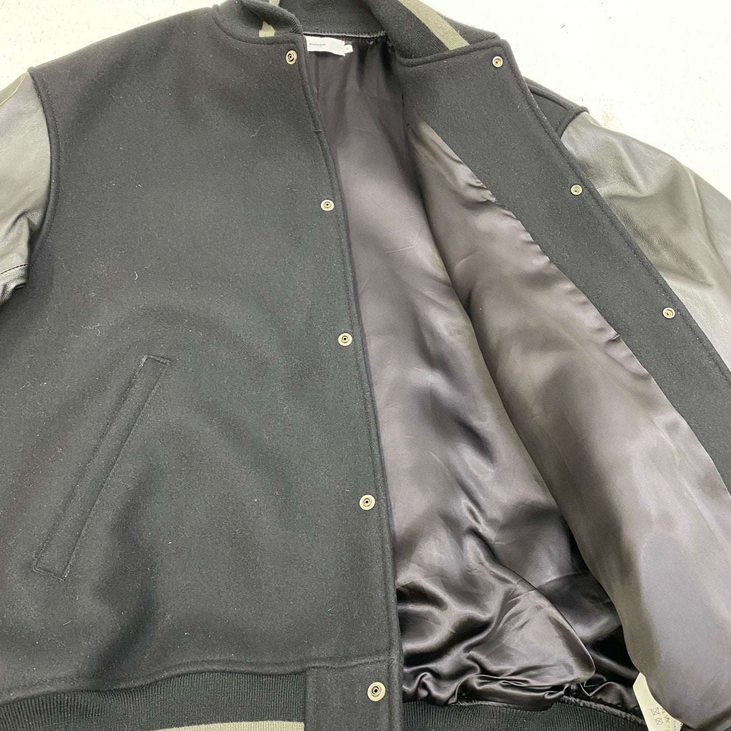 【中古】Graphpaper | グラフペーパー SCALE OFF MELTON STADIUM JACKET スタジャン GM223-30195B ブラック サイズ：2【加古川店】