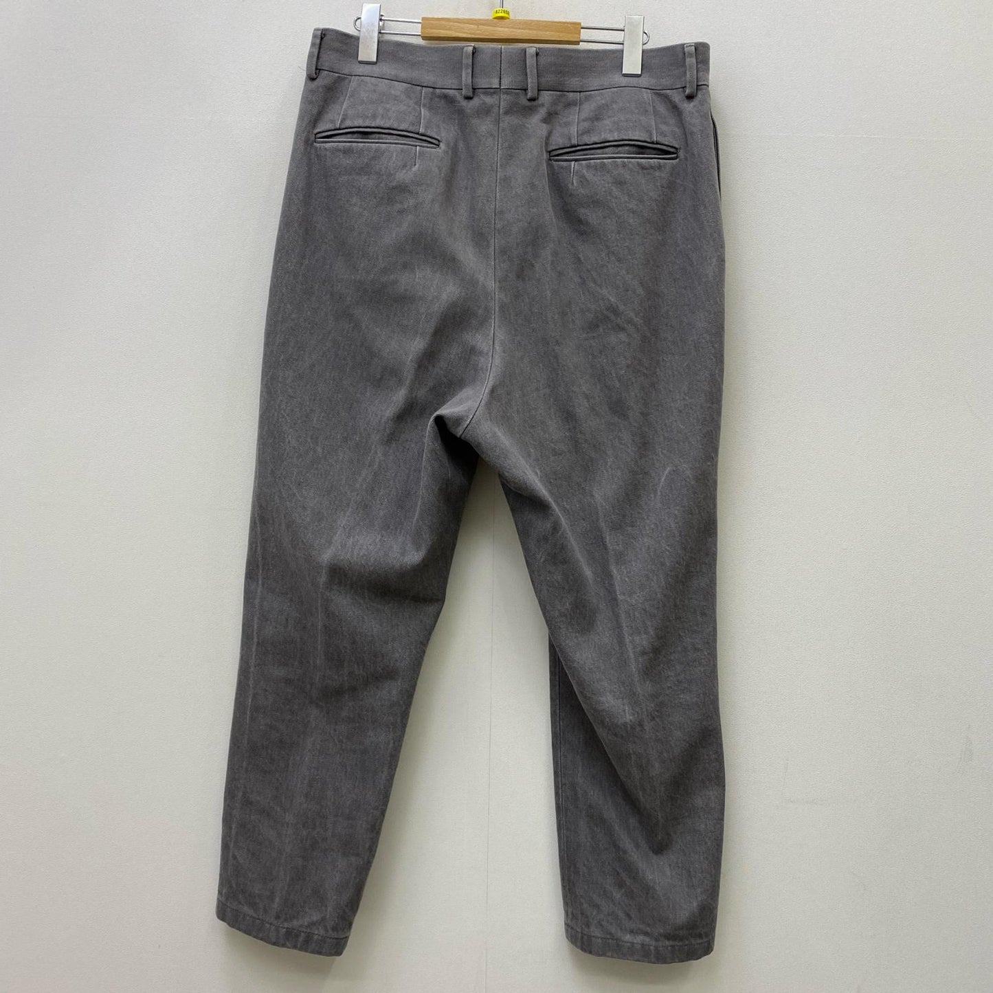 【中古】NEAT | ニート ツータックデニムスラックス その他ボトムス グレー サイズ：50【加古川店】