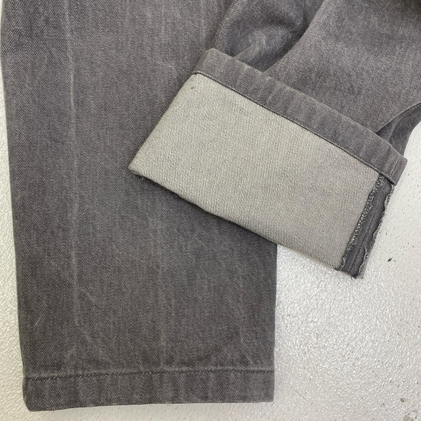 【中古】NEAT | ニート ツータックデニムスラックス その他ボトムス グレー サイズ：50【加古川店】