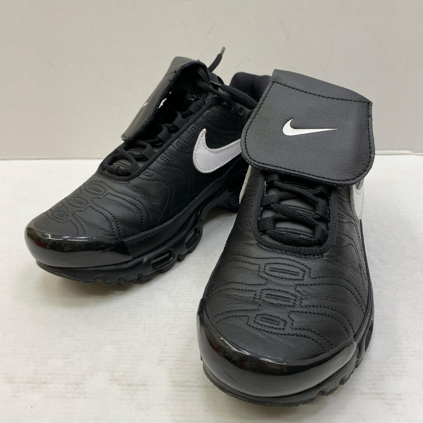 【中古】NIKE | ナイキ Air Max Plus Tiempo その他靴 HF0074-001 ブラック 26.5cm【加古川店】