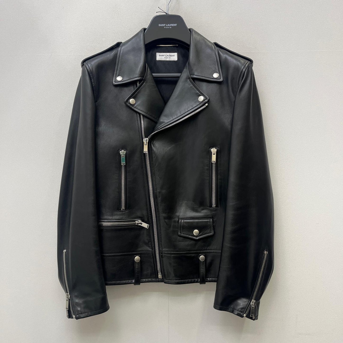 【中古】SAINT LAURENT | サンローラン ｸﾗｼｯｸﾓｰﾀｰｻｲｸﾙｼﾞｬｹｯﾄ 国内正規品 ライダースジャケット 484284 Y5YA2 ブラック サイズ：50【加古川店】