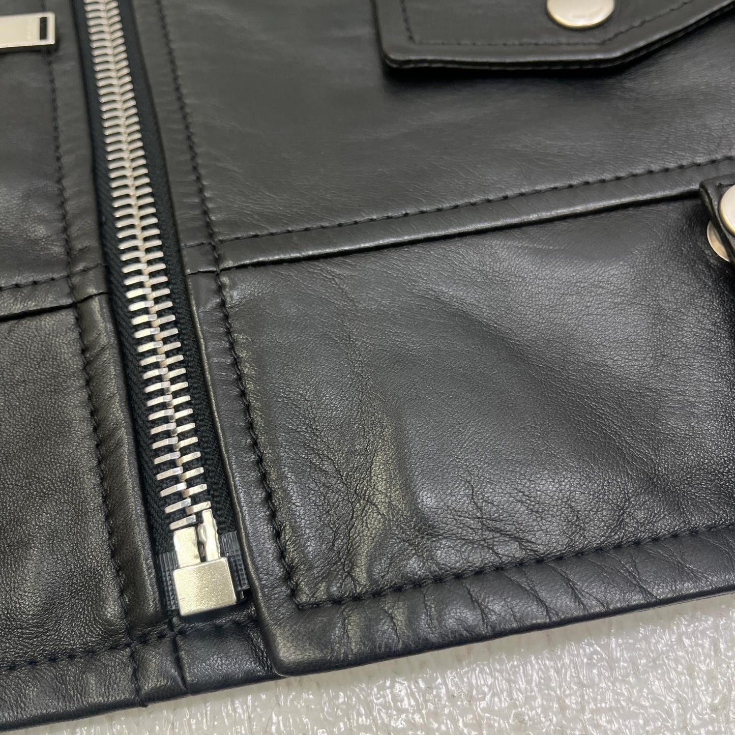 【中古】SAINT LAURENT | サンローラン ｸﾗｼｯｸﾓｰﾀｰｻｲｸﾙｼﾞｬｹｯﾄ 国内正規品 ライダースジャケット 484284 Y5YA2 ブラック サイズ：50【加古川店】