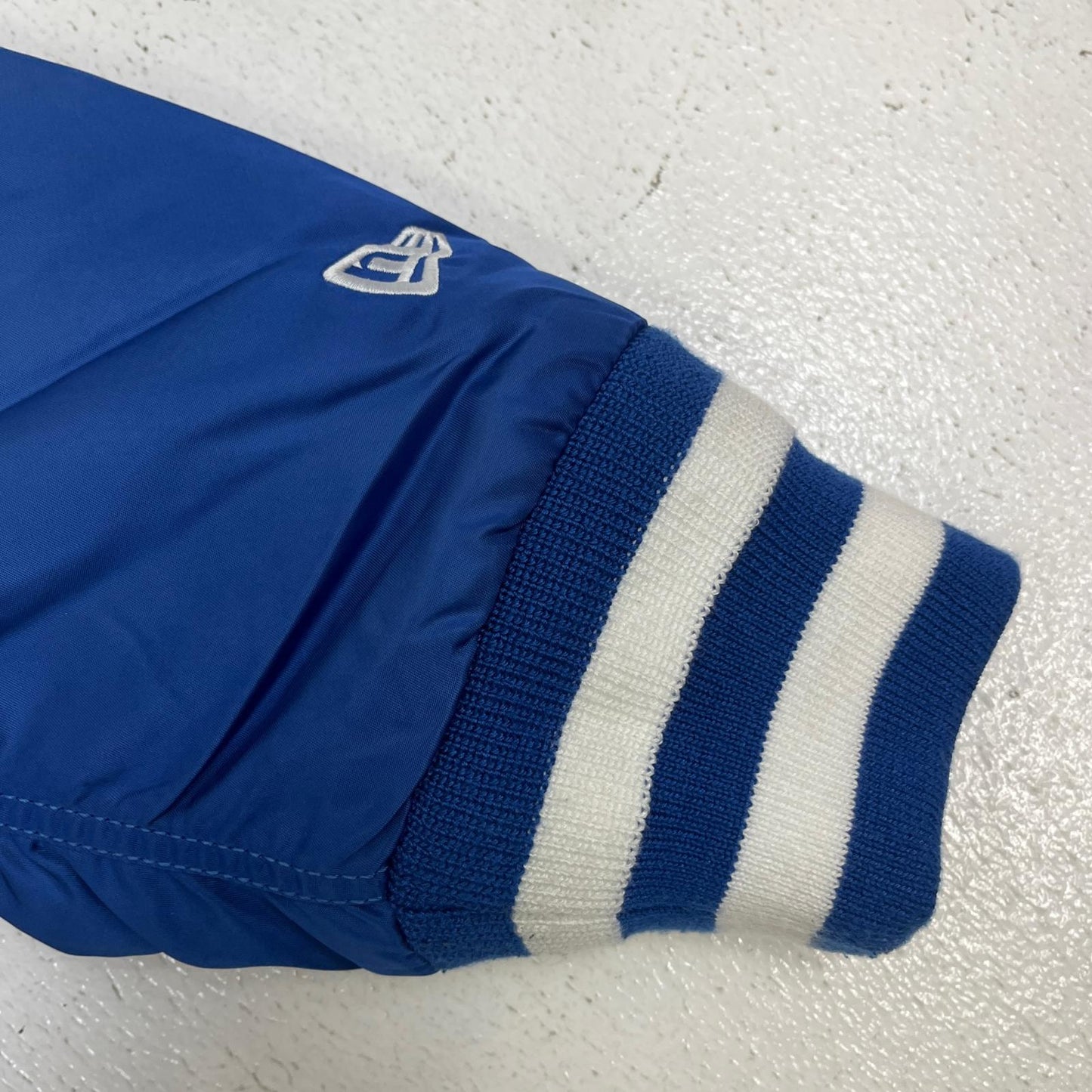 【中古】ALPHA | アルファ Los Angeles Dodgers new era ミリタリージャケット ライトブルー サイズ：L【加古川店】