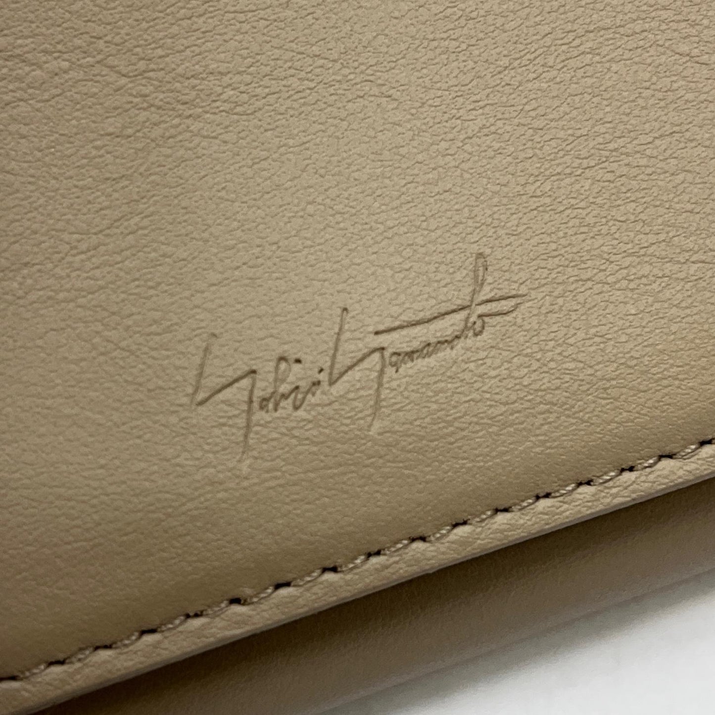 【中古】Yohji Yamamoto | ヨウジヤマモト Compact discord 三つ折り財布 DO-A96-707 ベージュ【加古川店】
