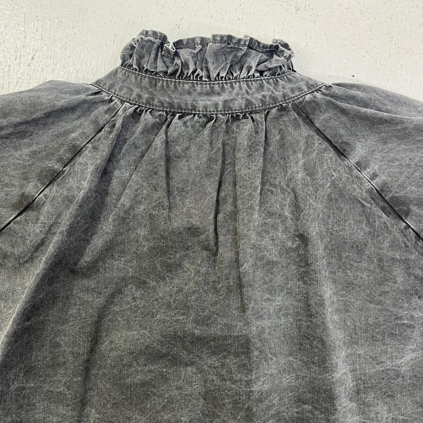 【中古】MAISON SPECIAL | メゾンスペシャル Ruffle Shirt Bodysuit ブラウス チャコールグレー サイズ：FreeSize【加古川店】