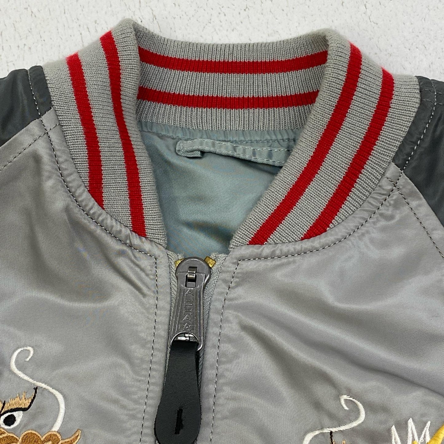 【中古】ALPHA | アルファ MA-1 Souvenir Double Dragon Jacket ミリタリージャケット ta0616-269 グレー サイズ：S【加古川店】