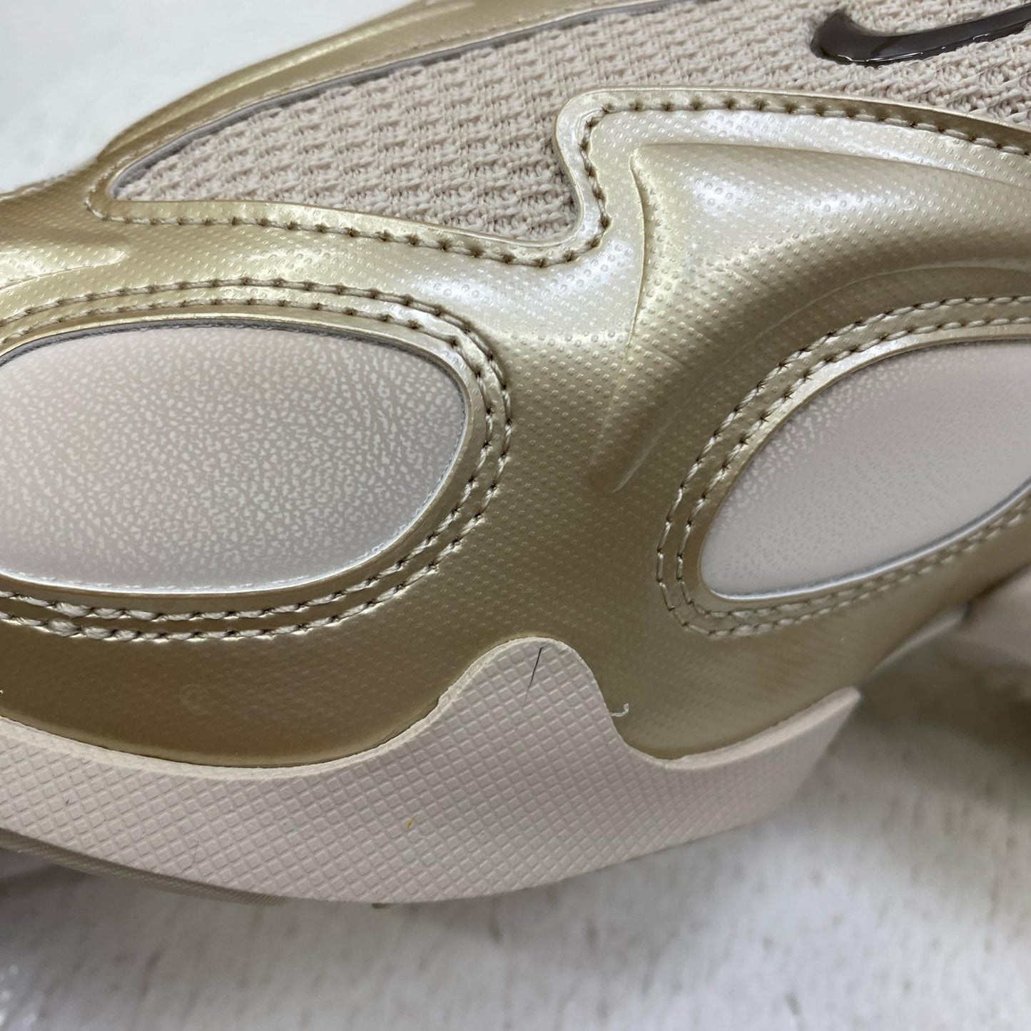 【中古】NIKE | ナイキ AIR MAX MUSE DESERT SAND スニーカー fv1920-005 ホワイト【加古川店】