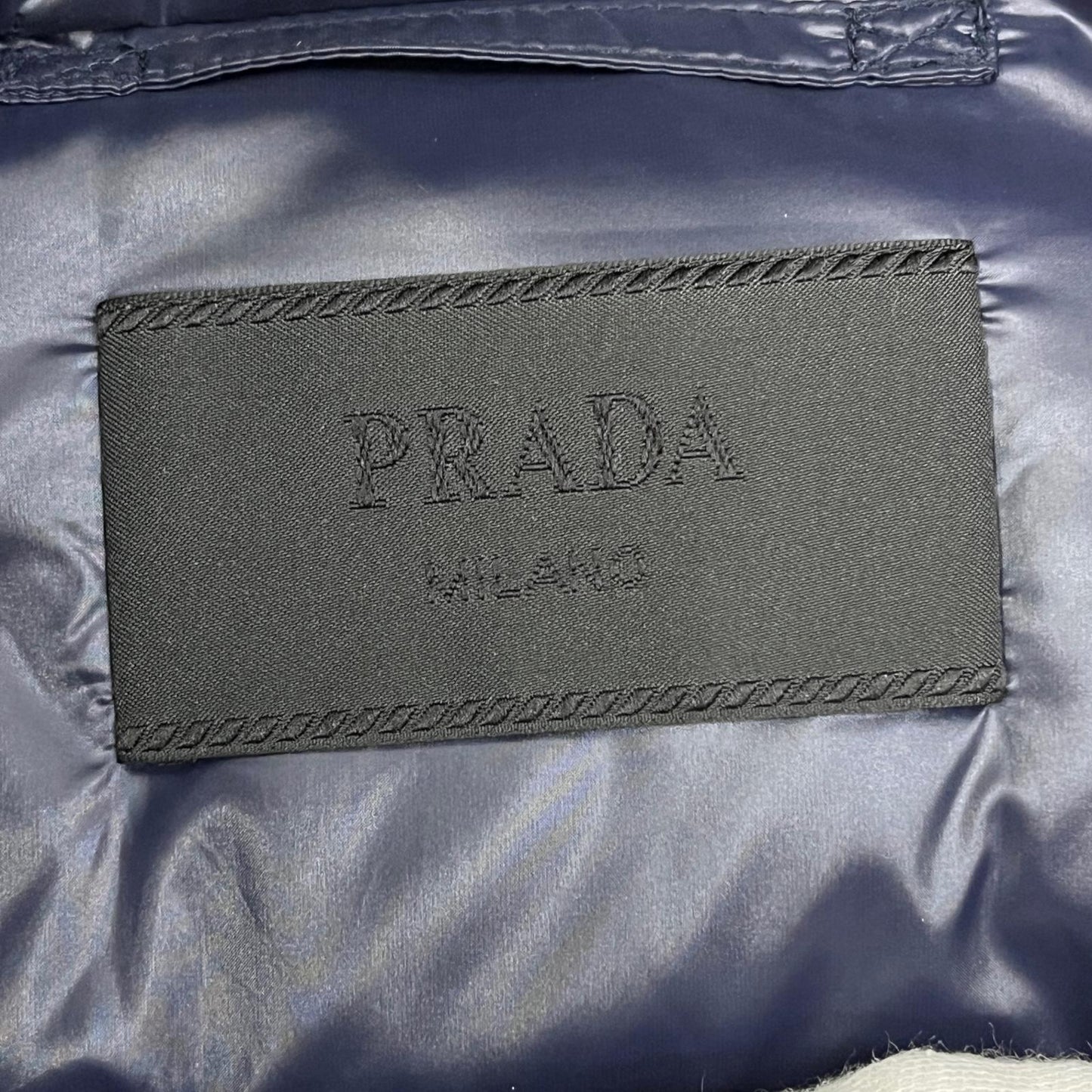 【中古】PRADA | プラダ 国内正規品 ダウンジャケット SGA654R142AR0 ネイビー サイズ：48【加古川店】