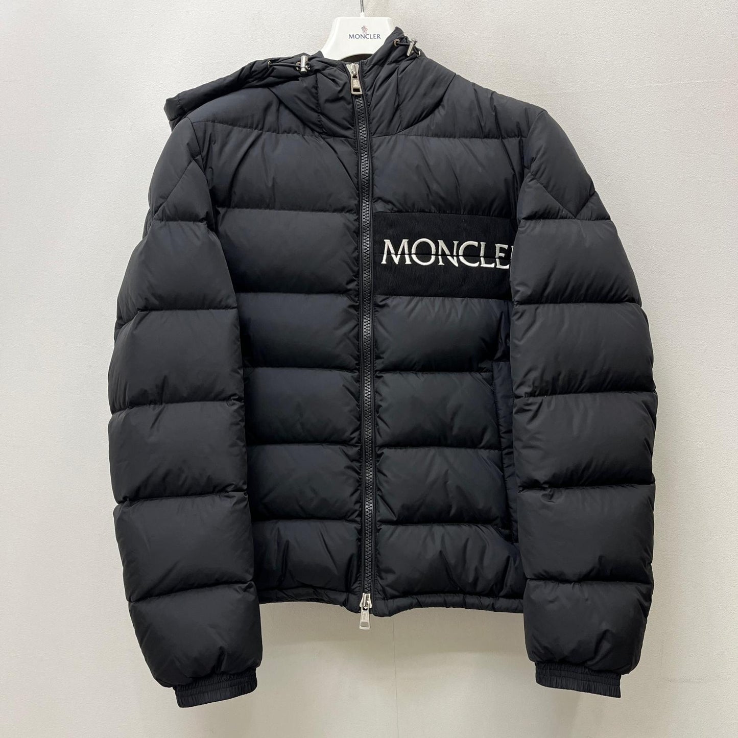 【中古】MONCLER | モンクレール AITON 国内正規品 ダウンジャケット D20914188405 ブラック サイズ：2【加古川店】