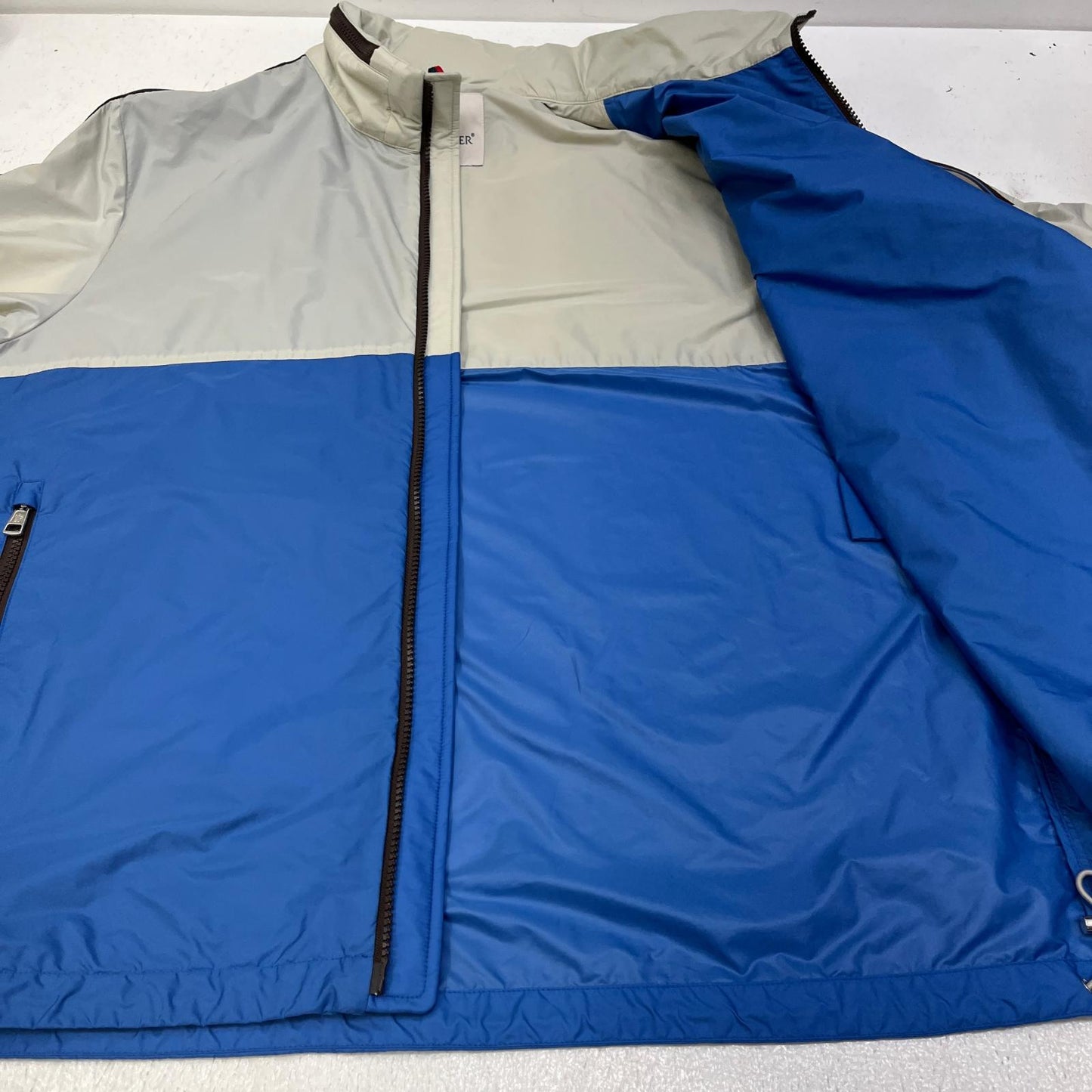 【中古】MONCLER | モンクレール bucie giubbotto 国内正規品 ナイロンジャケット j10911a00091 ブルー サイズ：5【加古川店】