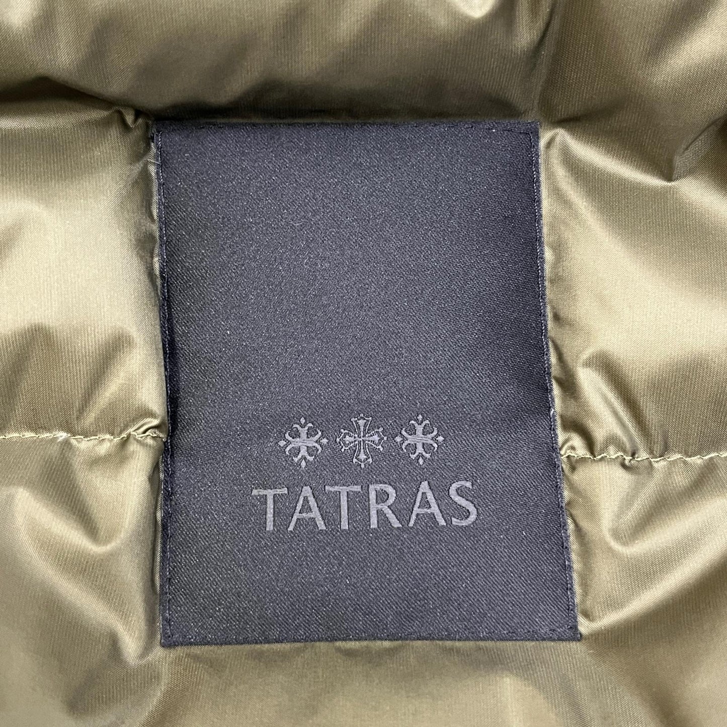 【中古】TATRAS | タトラス CARONDA 国内正規品 ダウンジャケット mtat20a4706-d カーキ サイズ：5【加古川店】