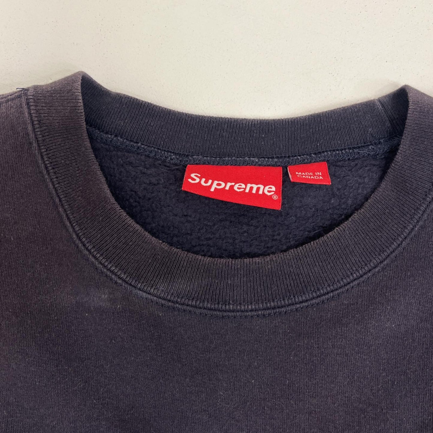 Supreme | シュプリーム Stacked Crewneck 年式:21SS 日焼け スウェット ネイビー サイズ：M【加古川店】