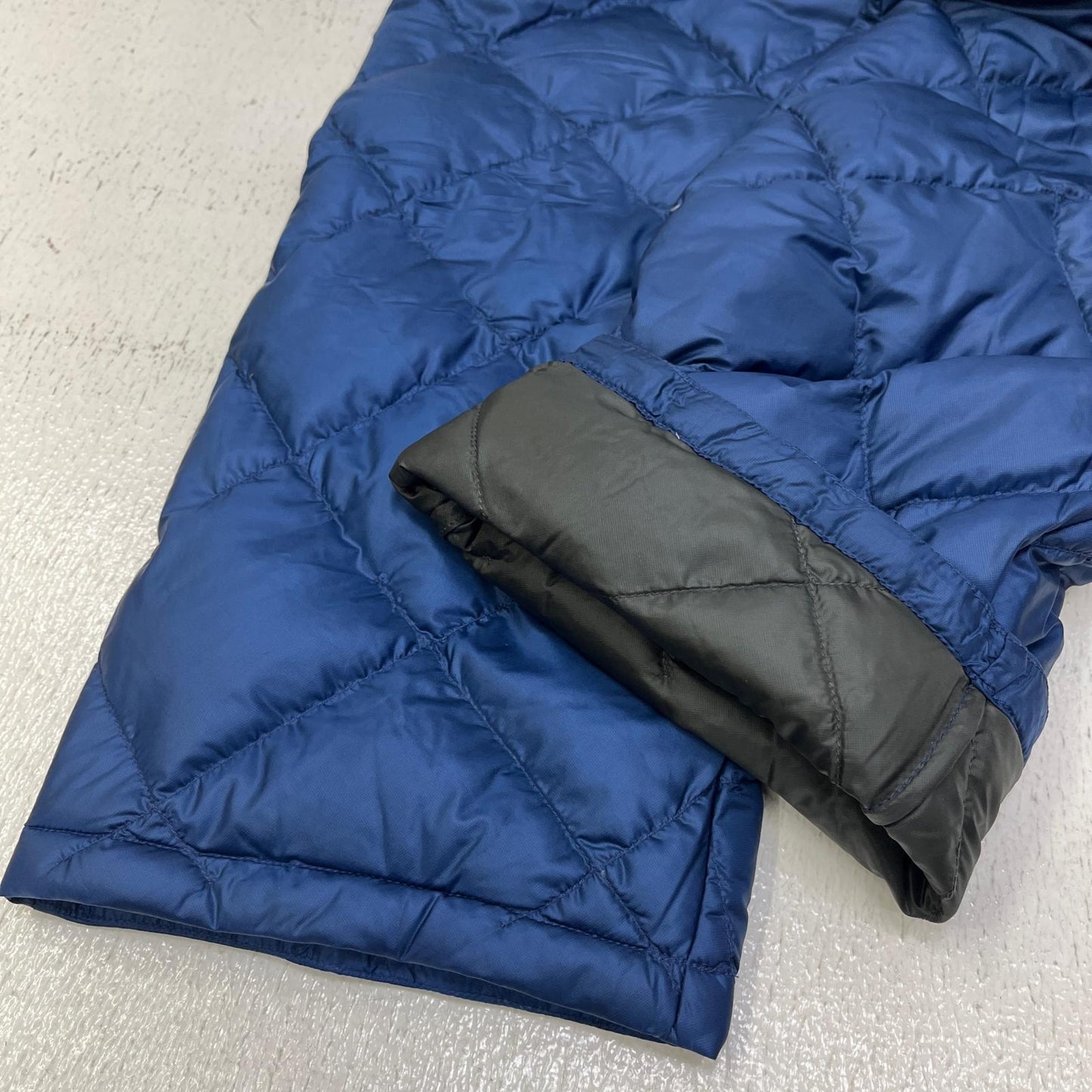 【中古】mont-bell | モンベル スペリオダウンパンツ パンツ 1101471 ブルー サイズ：M【加古川店】