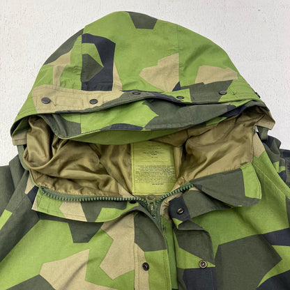 【中古】MILITARY衣料 | ミリタリーイリョウ SWEDISH ARMY ECWCS FIELD PARKA JACKET その他アウター 8415-01-228-1319 カーキ【加古川店】