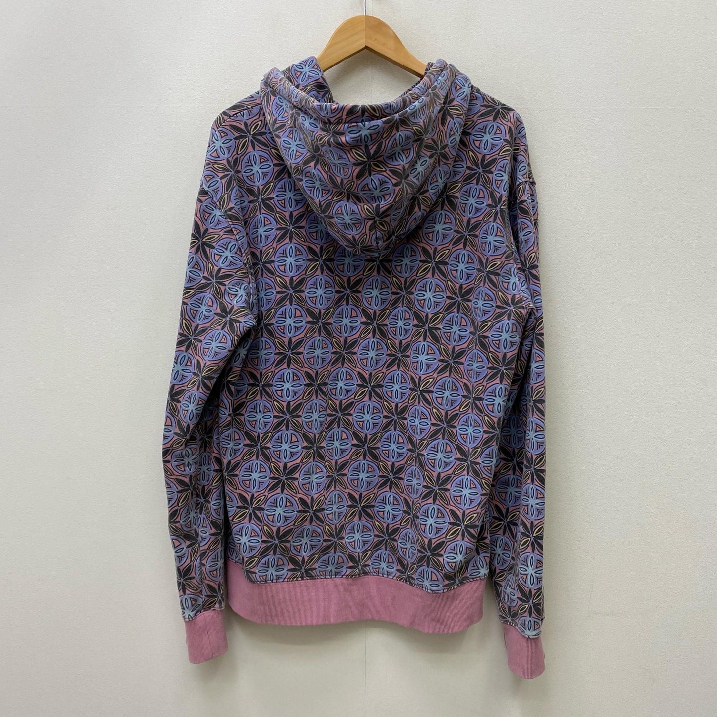 【中古】STUSSY | ステューシー 幾何学柄 パーカー サイズ：L【加古川店】