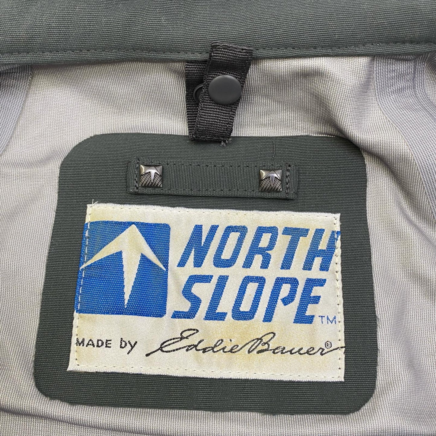 【中古】Eddie Bauer | エディー・バウアー Mountain Jacket マウンテンパーカー 0014754 グレー サイズ：M【加古川店】