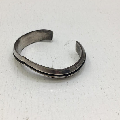 【中古】NAVAJO（ナバホ族） | ナバホゾク TOM HAWK 3ライン バングル【加古川店】